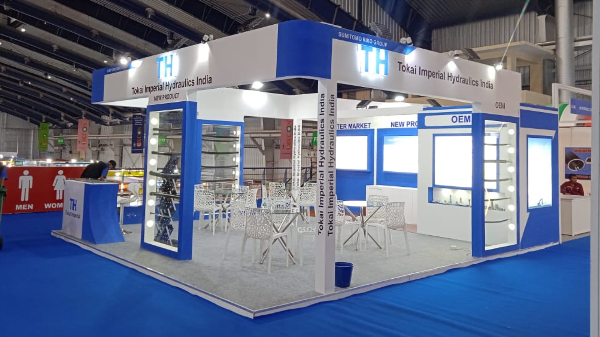 WHTNXT exhibition stand for TIH